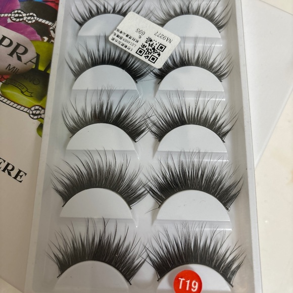 Other - New Manga Long Lashes Black